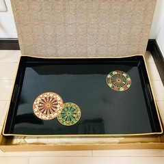 値下げ訳あり長方形　源氏車絵柄お盆の画像