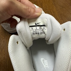 NIKEハイカットスニーカーの画像