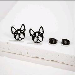 【P】わんちゃんピアス　ブルドッグ　犬　黒ピアス　愛犬　プレゼントにも