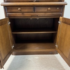 美品　食器棚の画像