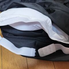 黒のシンプルな水着Ｌ〜XLの画像