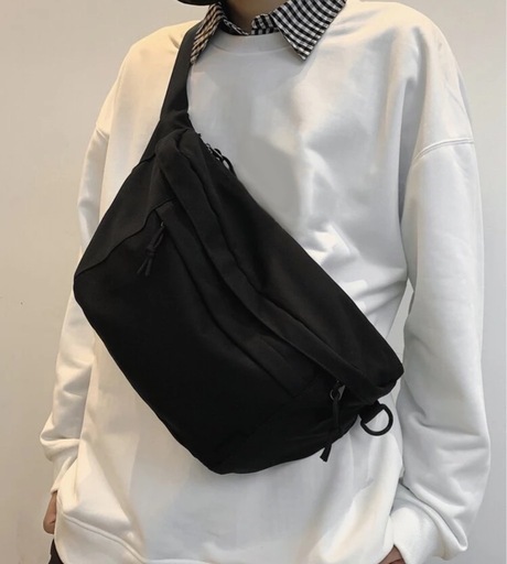 【美品】大容量ウエストポーチ　黒