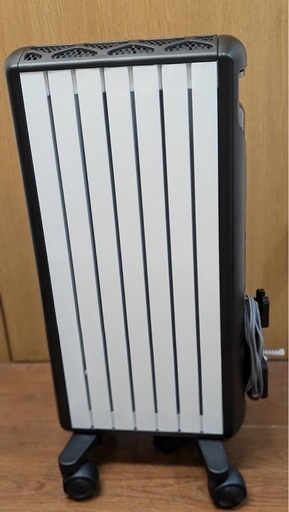 【美品】ヒーター De'Longhi (デロンギ) マルチダイナミックヒーター IoT Wi-Fiモデル MDHAA09WIFI-BK 電気ヒーター 静音 アプリ事前操作 GPS スマートスピーカー [6-8畳] 冬 寒さ対策