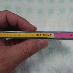 ♣　Big Thing Duran Duran (デュラン･デュラン)　Duran Duran  MTV世代とも呼ばれる、の時代に主流であり、洗練された（いま聴くとかなりいなたいが）エレクトロ・サウンドの一端を担ったムーヴメント、そのMTVの視覚的効果を最大限に利用した近未来的なヴィジュアルを前面に押し出した「ニューロマンティクス／フューチャリスト・ムーヴメント」の象徴的存在ともいえるのが本稿の主人公、デュラン・デュランだ。 の画像