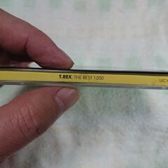 ♣　T.レックス / ザ・ベスト1200 T.レックス 　ユニバーサルならではの豊富なアーティスト群から選りすぐった究極のアーティスト・ベスト盤シリーズ、堂々の全100タイトルを初回生産限定特別価格で一挙リリース!! ハードなブギーのリズムに乗せて、マーク・ボランの魅力が妖しい光を放つグラム・ロック・ワールド!! の画像