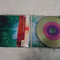 ♣　READY TO GO! melody. 　先行シングル「Love Story」や、「Finding My Road」を含む全13曲を収録した、Melody.待望の3rdアルバム。 "Ready To Go!"というタイトルからもわかる通り、新たなステップに向け邁進する彼女の"歌"に対する情熱が堪能出来る作品に仕上がっています。の画像