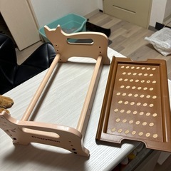 猫用食器置きの画像