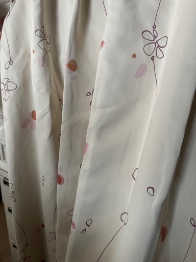 リリカラ　カーテン　美品