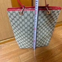 ショルダーバッグの画像