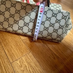 ショルダーバッグの画像