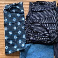 藍染 藍染め 古布 蔵出し 初出品 1.2kg はぎれ　セット　まとめて まとめ売り 生地 ハギレ　骨董　古物　フリマ 着物 江戸 大正 昭和 アンティーク　紬 ヴィンテージ　木綿 当時物 裁縫　リメイク　手芸　生地　昭和レトロ アンティーク はぎれ ハンドメイド パッチワーク リメイク 材料  着物 浴衣 羽織 帯 つまみ細工   縮緬細工 吊るし飾り 手芸 小物 洋服 カバン 小物入れ ポーチ コート バック　ハンドメイド　　の画像