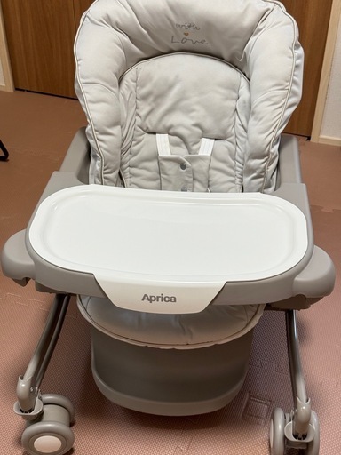 アップリカ　ハイローチェア(手動式)