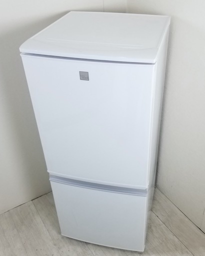 (送料無料) 2019年 極美品 冷蔵庫 SHARP 137L 霜取り不要 ④