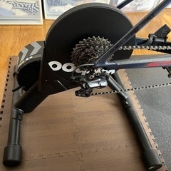Wahoo Kickr core ローラー台