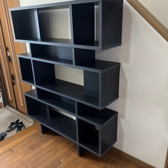 オシャレ収納棚の画像