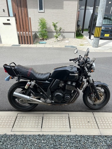 バイク ZRX400