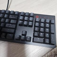 OMEN ゲーミングキーボードの画像