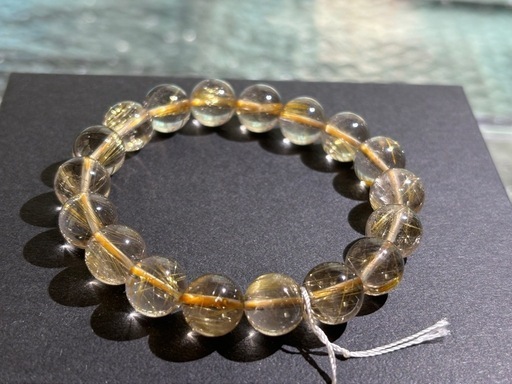 透明✨ゴールドルチル　10.5〜11ミリ玉ブレスレット  天然石 パワーストーン