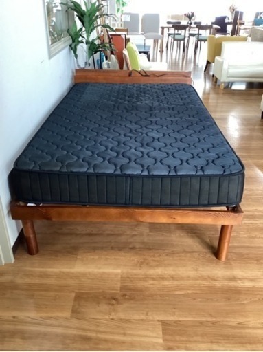 セミダブルベッド【町田市再生家具】241369