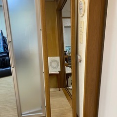 鏡の画像