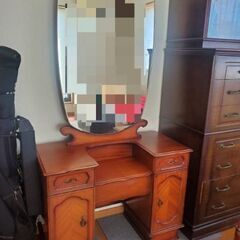 アンティーク　ドレッサー