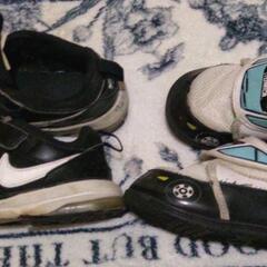 男の子NIKE&トミカ14cmスニーカー👟の画像