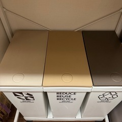 ☆取引中【21~24日】ゴミ箱 20Lの画像