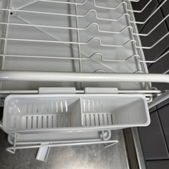 キッチン　水切りカゴ　コップ置きの画像