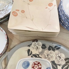 食器まとめてどうぞの画像