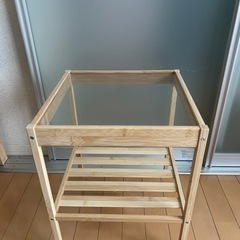 IKEA ベッドサイドテーブル