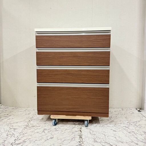 19677  NITORI ソフトクローズ 4段 キッチンカウンター 幅80　   ◆大阪市内・東大阪市他 6,000円以上ご購入で無料配達いたします！◆ ※京都・高槻・枚方方面◆神戸・西宮・尼崎方面◆生駒方面、大阪南部方面　それぞれ条件付き無料配送あり！
