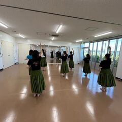 週末朝フラクラス　Hula halau O Pumehana
