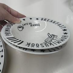 パスタ皿の画像