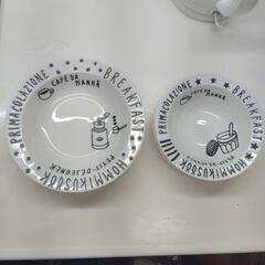 パスタ皿の画像