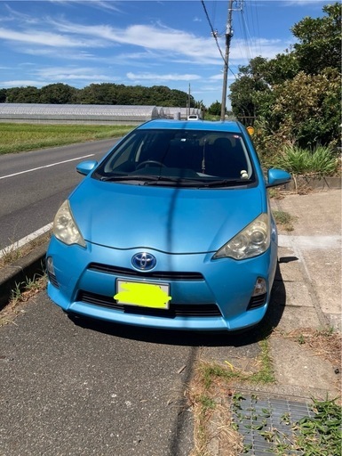 トヨタ　アクア　2014年　8万キロ