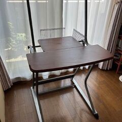【パソコンデスク】