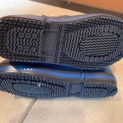 新品
長靴　20cm 恐竜柄の画像