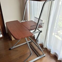 【パソコンデスク】の画像