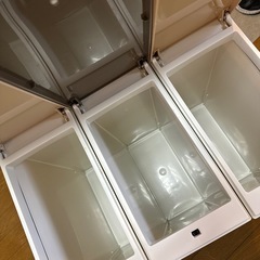 キャスター付き分別ゴミ箱(受渡決定)の画像