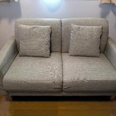 二人掛けコンパクトソファー脚ありの画像