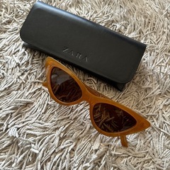 ZARA サングラス