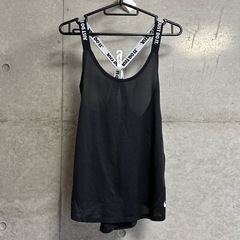 NIKE DRI-FIT タンクトップ