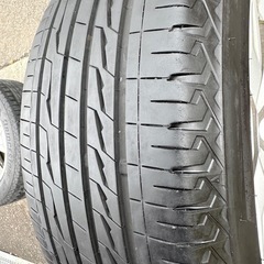 スバル
　フォレスター　純正アルミとタイヤ4本セット 225/60R17 の画像