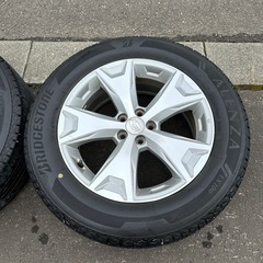 スバル
　フォレスター　純正アルミとタイヤ4本セット 225/60R17 の画像