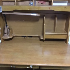 早い者勝ち！！学習机