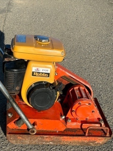 ロビンエンジンEY20 、80Kgクラス　プレートコンパクター 転圧機 バイブロプレート プレートランマ茨城県常総市 から引き取り限定出品