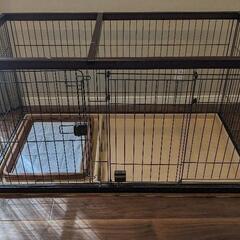 トイレのしつけが出来る犬用ケージ