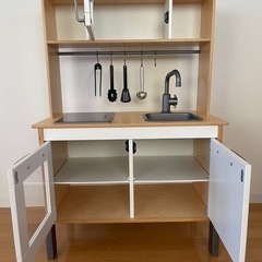 IKEA ままごとキッチン　付属品多数の画像