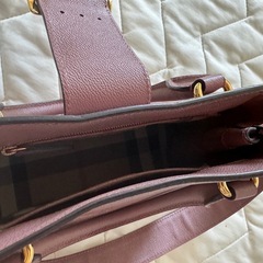 burberryバック　ピンク　可愛いの画像