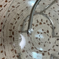 ガラステーブルの画像